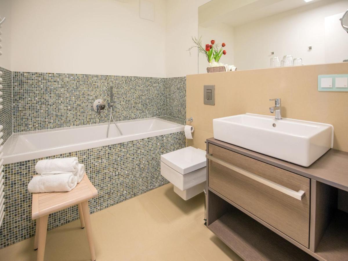 Duenenresidenz Prora - Ferienwohnung Mit Meerblick, 2 Schlafzimmern Und Balkon Np-304 Binz Εξωτερικό φωτογραφία